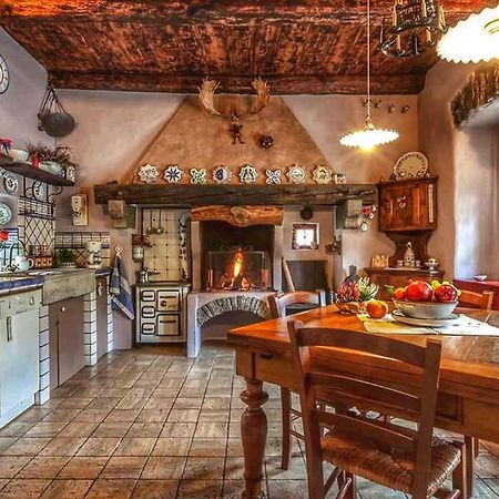 B&B Dove Comincia La Bella Italia Beura Exteriör bild